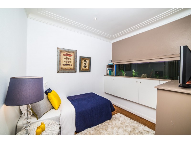 33 Forrest Street, Chifley NSW 2036