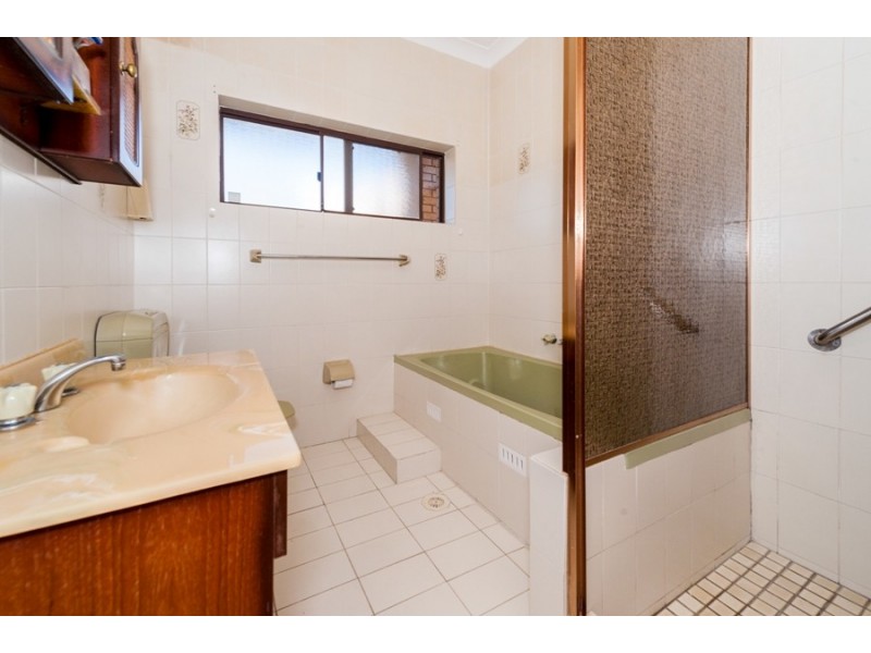 19 Eyre Street, Chifley NSW 2036