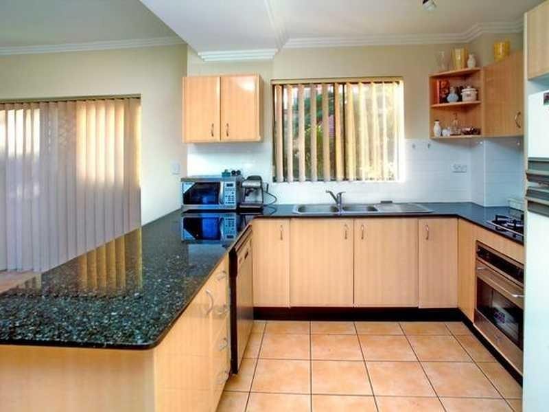 2/23 Villiers Street, Kensington NSW 2033