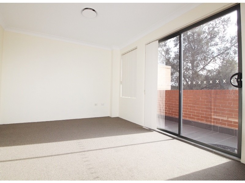 10/51 Bathurst Street, Liverpool NSW 2170