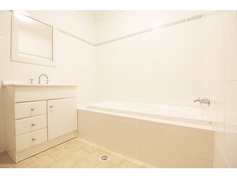 10/51 Bathurst Street, Liverpool NSW 2170