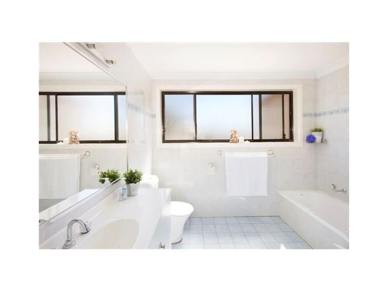 4a Wells Street, Chifley NSW 2036