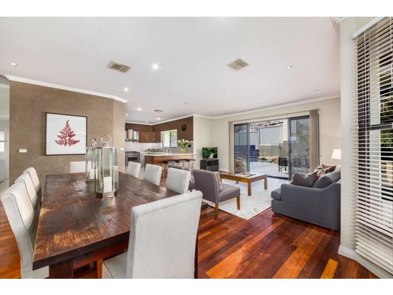 25 Hastings Avenue, Chifley NSW 2036