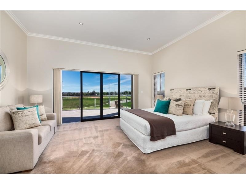 25 Hastings Avenue, Chifley NSW 2036