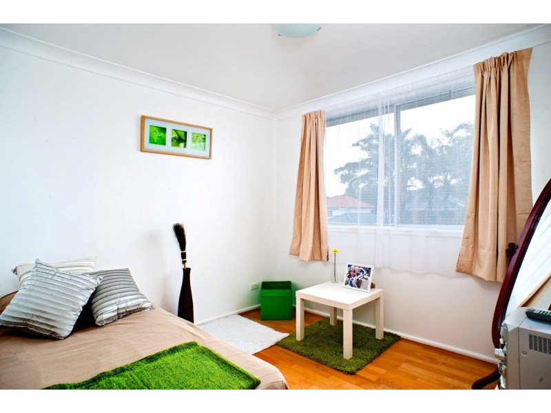 39 Lasseter Avenue, Chifley NSW 2036