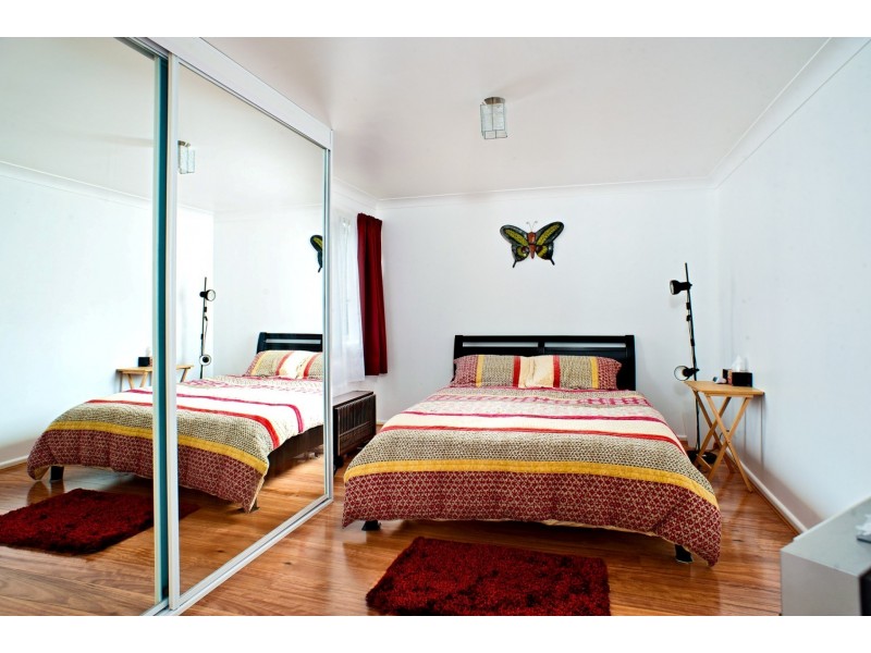 39 Lasseter Avenue, Chifley NSW 2036