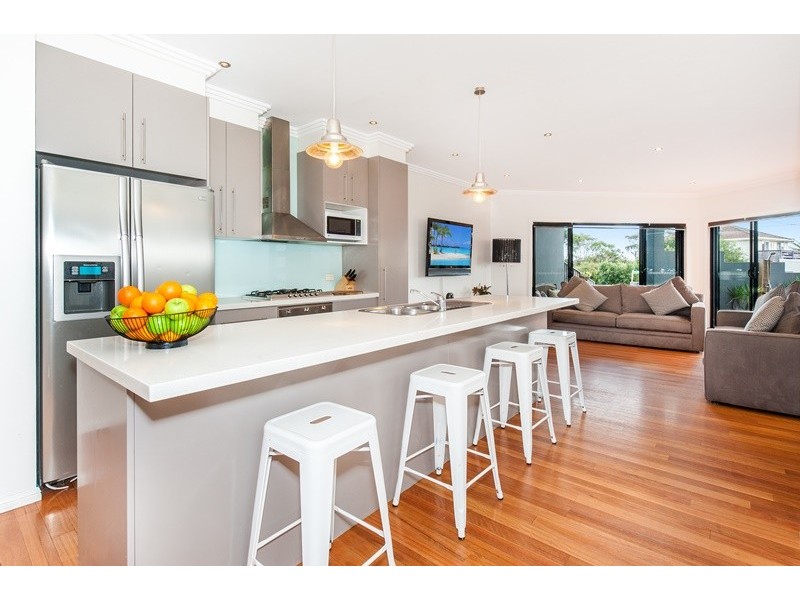 1 Mawson Parade, Chifley NSW 2036