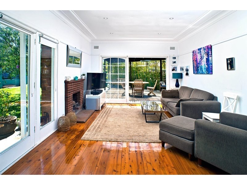 1 Wills Avenue, Chifley NSW 2036