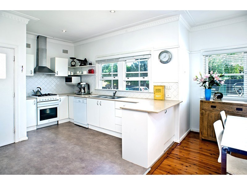 1 Wills Avenue, Chifley NSW 2036