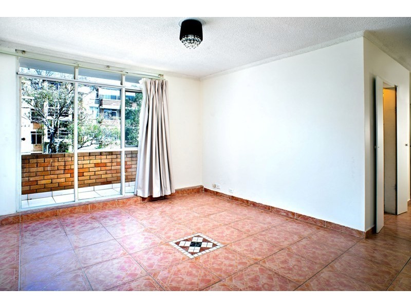 8/3 Grace Campbell Crescent, Hillsdale NSW 2036