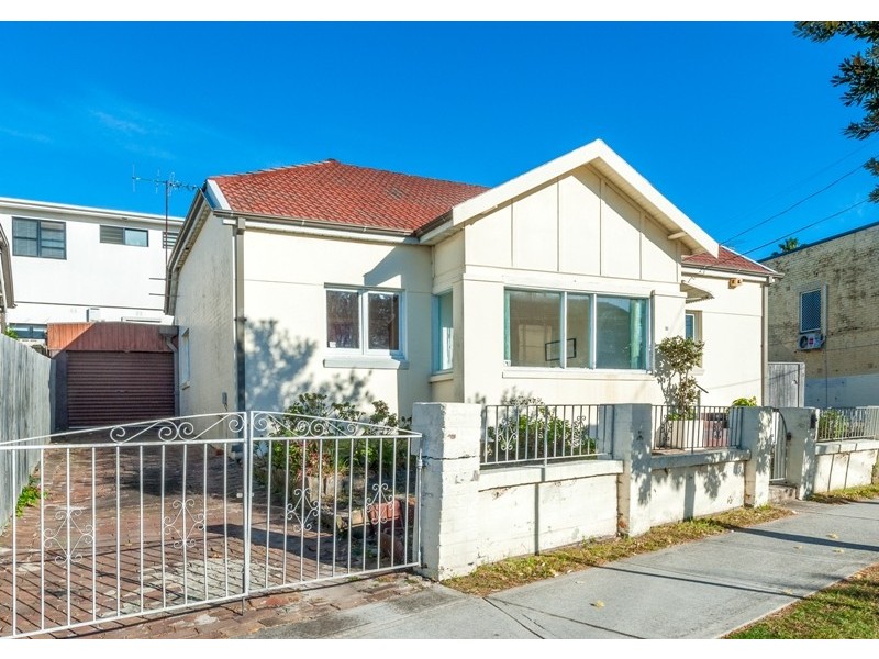 10 Malabar Road, South Coogee NSW 2034