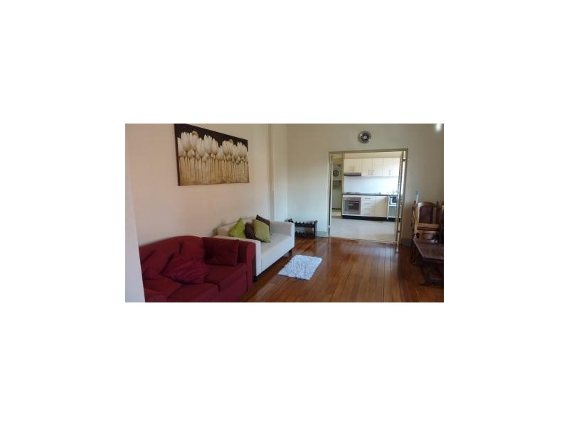2a/143 Anzac Parade, Kensington NSW 2033