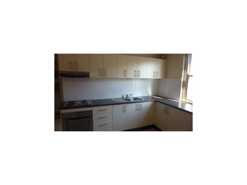 2a/143 Anzac Parade, Kensington NSW 2033