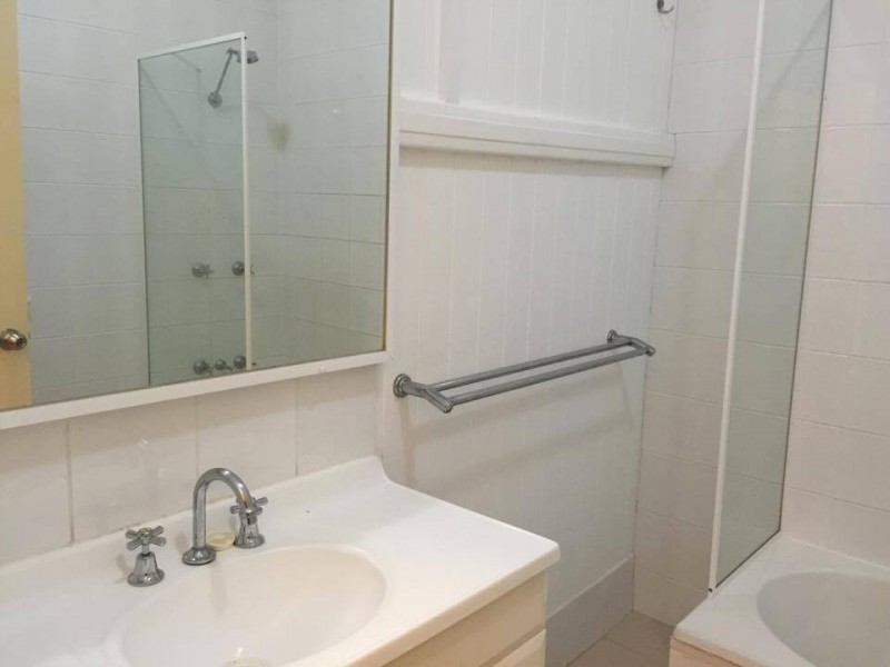 2/189 Thistle Street, Gordon Park QLD 4031