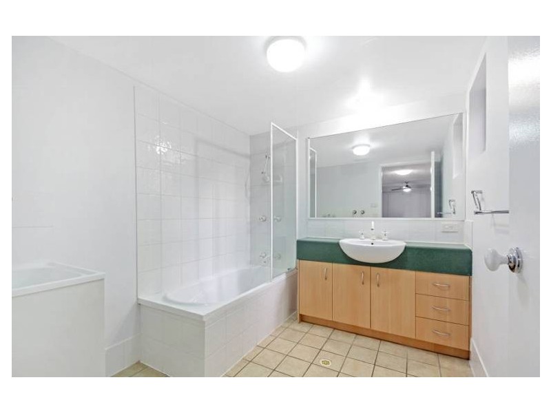 1/63 Adamson Street, Wooloowin QLD 4030