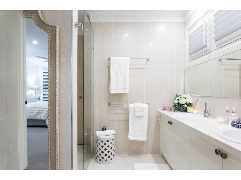 79 Eleventh Avenue, Kedron QLD 4031