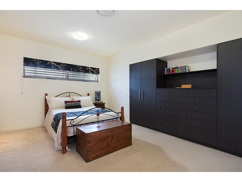 52 Eighth Avenue, Kedron QLD 4031