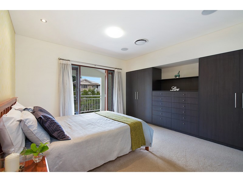 52 Eighth Avenue, Kedron QLD 4031