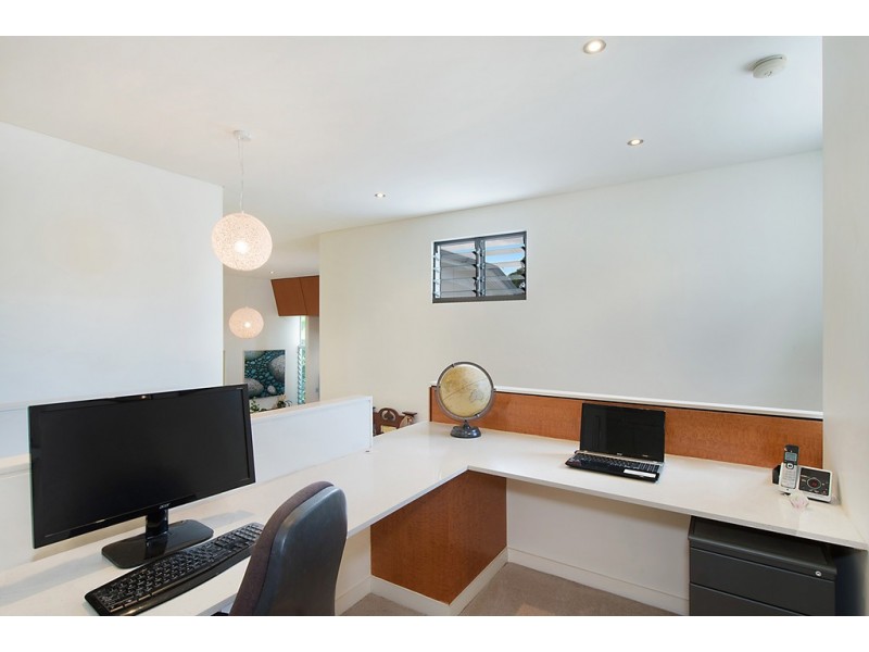 52 Eighth Avenue, Kedron QLD 4031