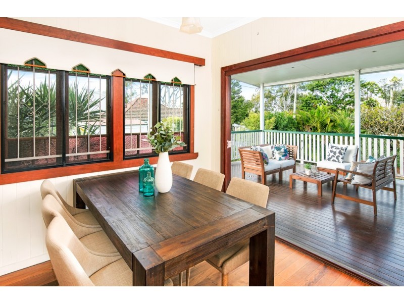 27 Sturt Street, Kedron QLD 4031