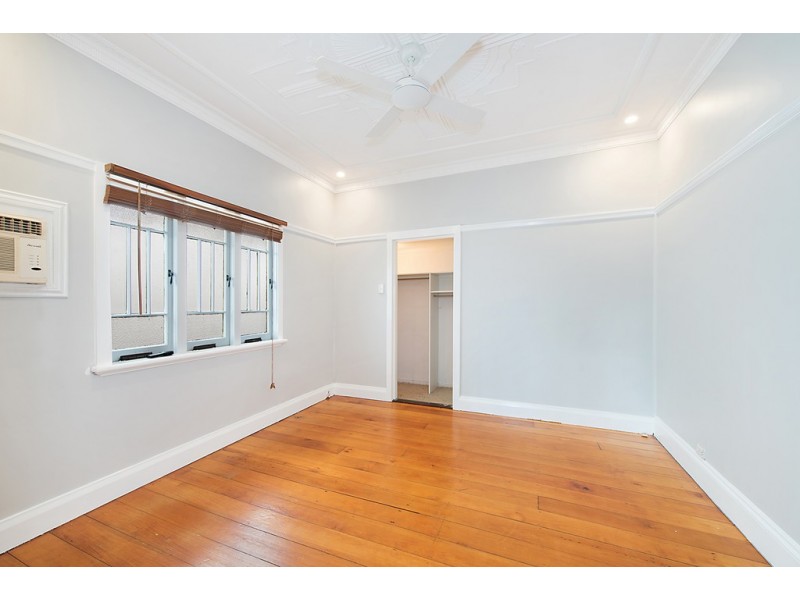 22 Eleventh Avenue, Kedron QLD 4031