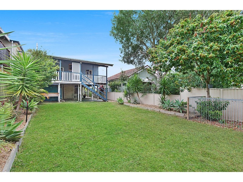 22 Eleventh Avenue, Kedron QLD 4031