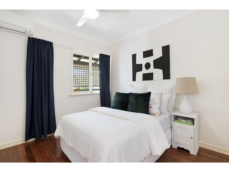 71 Eleventh Avenue, Kedron QLD 4031