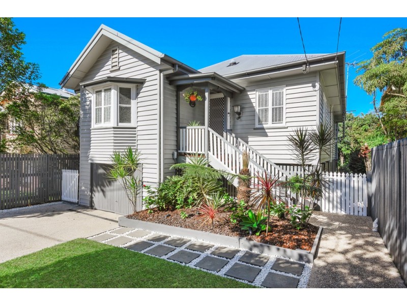 47 Eleventh Avenue, Kedron QLD 4031