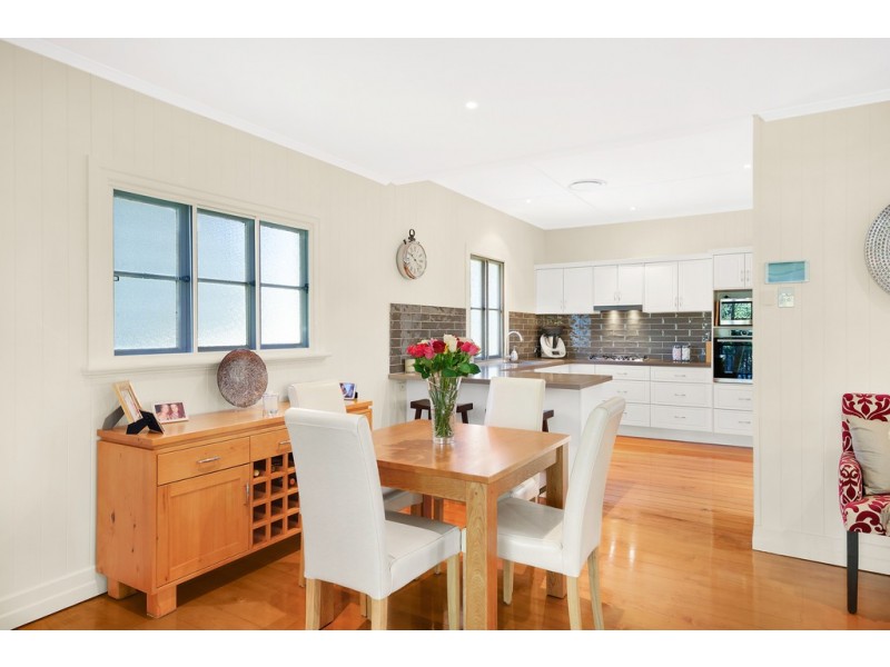 47 Eleventh Avenue, Kedron QLD 4031