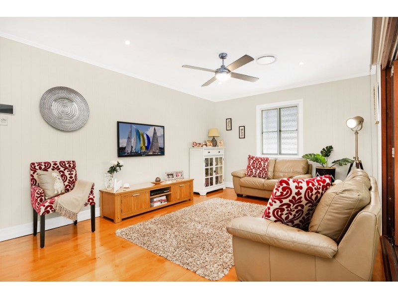 47 Eleventh Avenue, Kedron QLD 4031