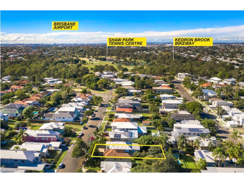 47 Eleventh Avenue, Kedron QLD 4031