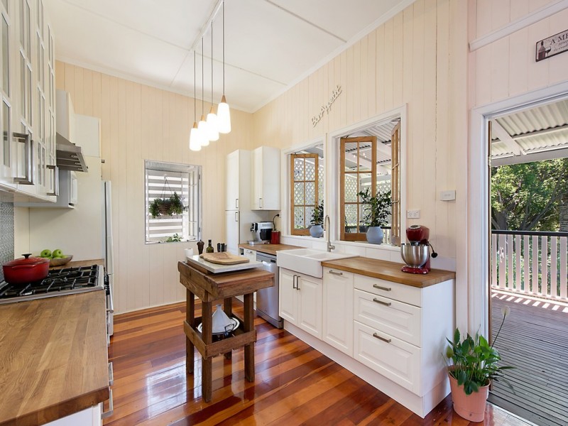 27 Armentieres Street, Kedron QLD 4031