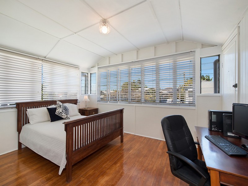 27 Armentieres Street, Kedron QLD 4031