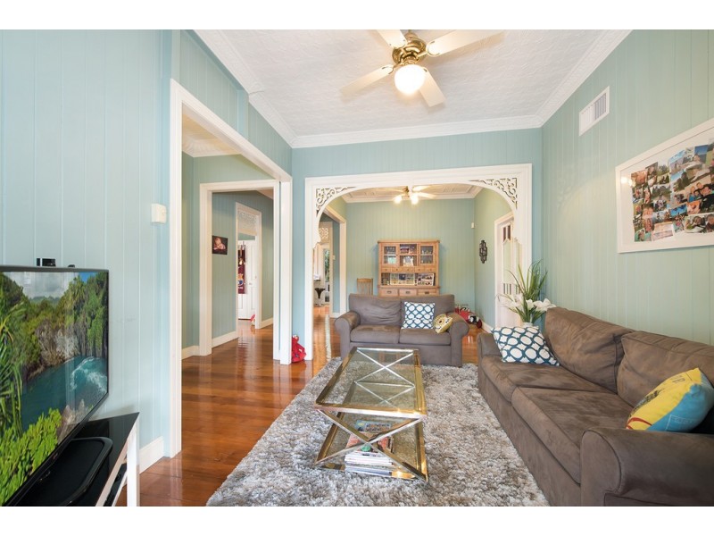 24 Constitution Road, Windsor QLD 4030