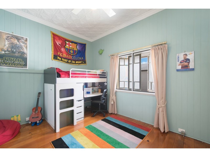 24 Constitution Road, Windsor QLD 4030