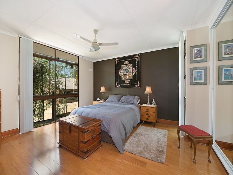17 Plumbs Road, Tanah Merah QLD 4128