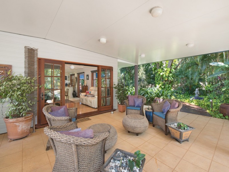 17 Plumbs Road, Tanah Merah QLD 4128