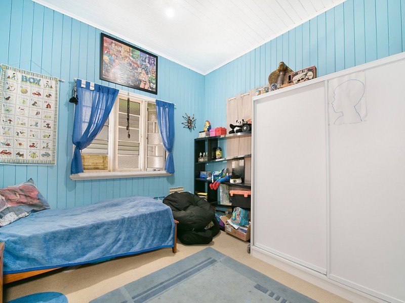 43 Thirteenth Avenue, Kedron QLD 4031