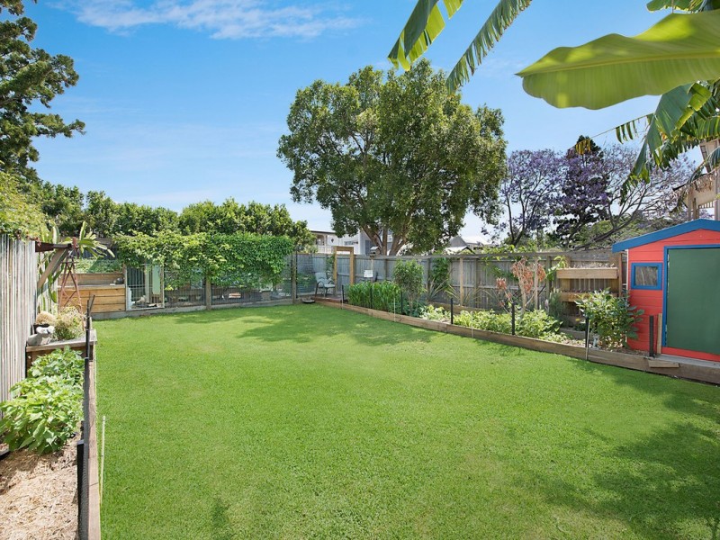 43 Thirteenth Avenue, Kedron QLD 4031