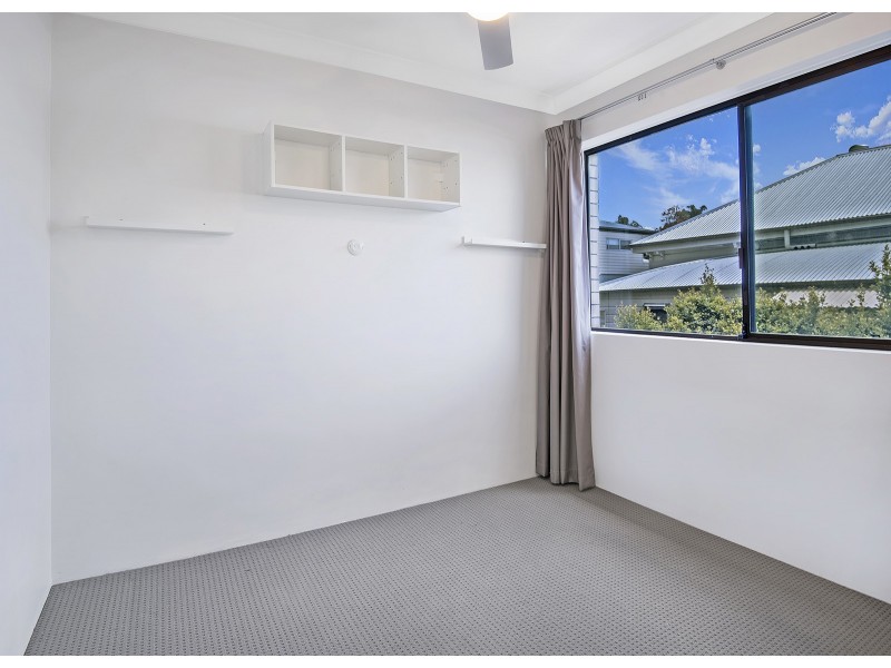 2/30 McLennan Street, Albion QLD 4010