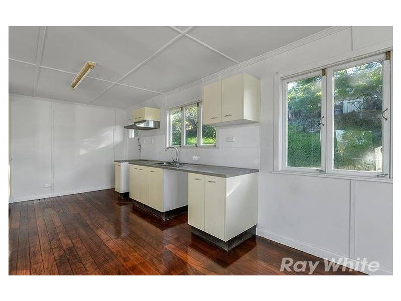 43 Allowrie Street, Stafford QLD 4053