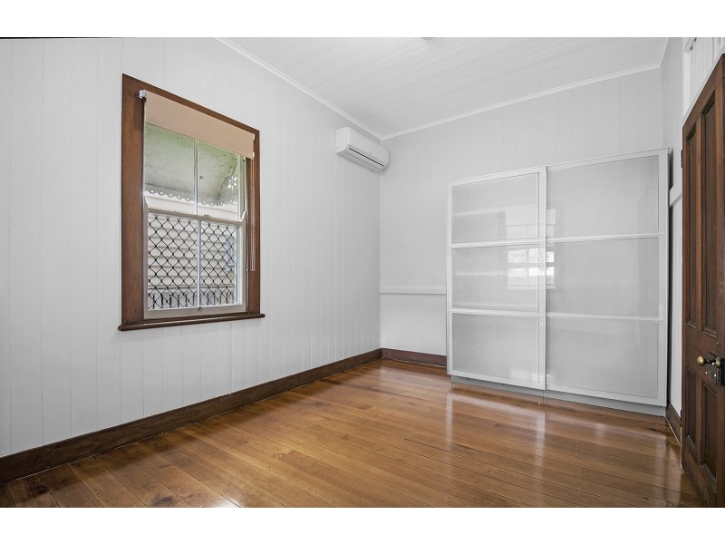 28 Stoneleigh Street, Albion QLD 4010