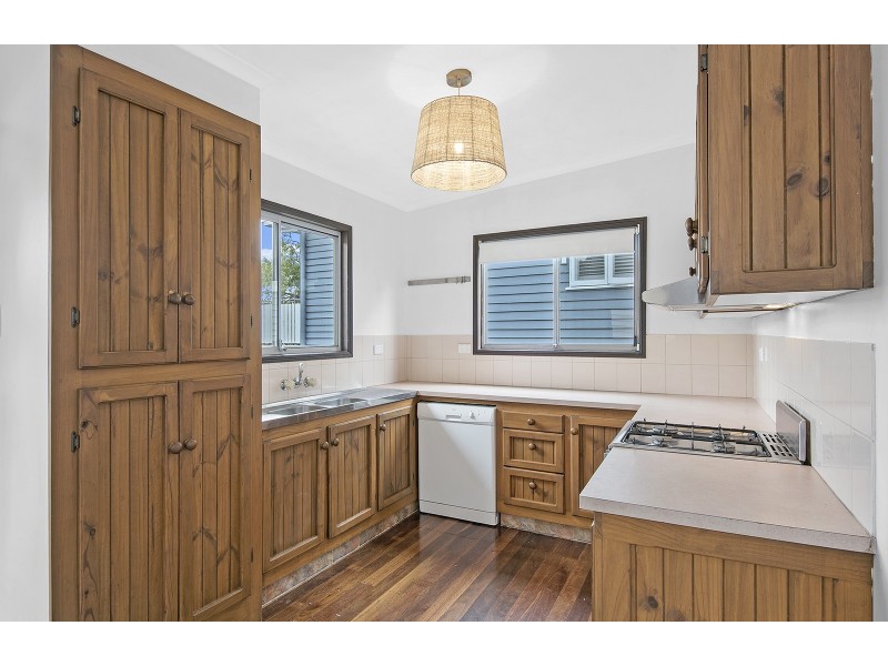 28 Stoneleigh Street, Albion QLD 4010