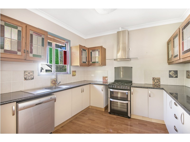 17 Cullen Street, Windsor QLD 4030