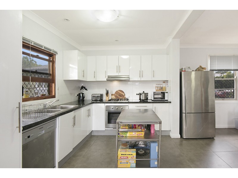 4 Chesterfield Street, Wavell Heights QLD 4012