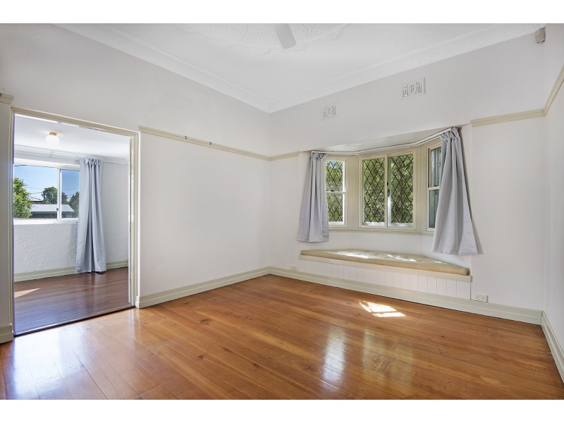 8 Florence Street, Nundah QLD 4012