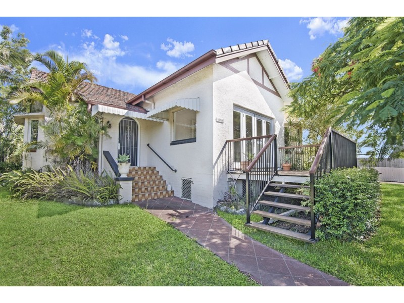 8 Florence Street, Nundah QLD 4012