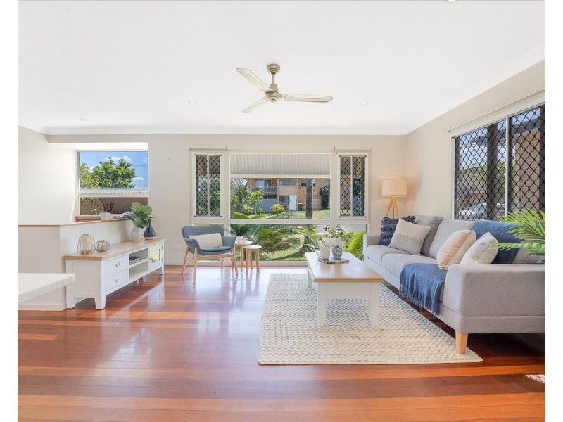 14 Chaplin Street, Stafford Heights QLD 4053