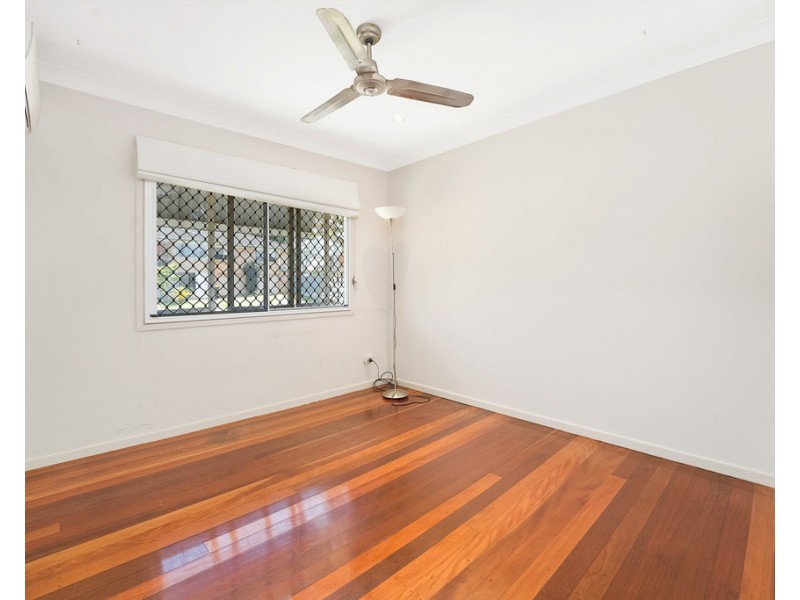 14 Chaplin Street, Stafford Heights QLD 4053