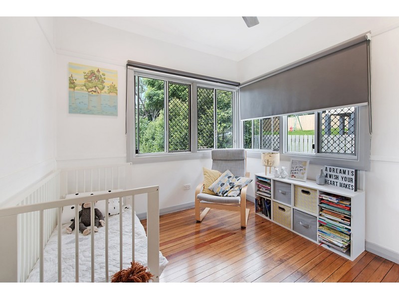 111 Clifford Street, Stafford Heights QLD 4053